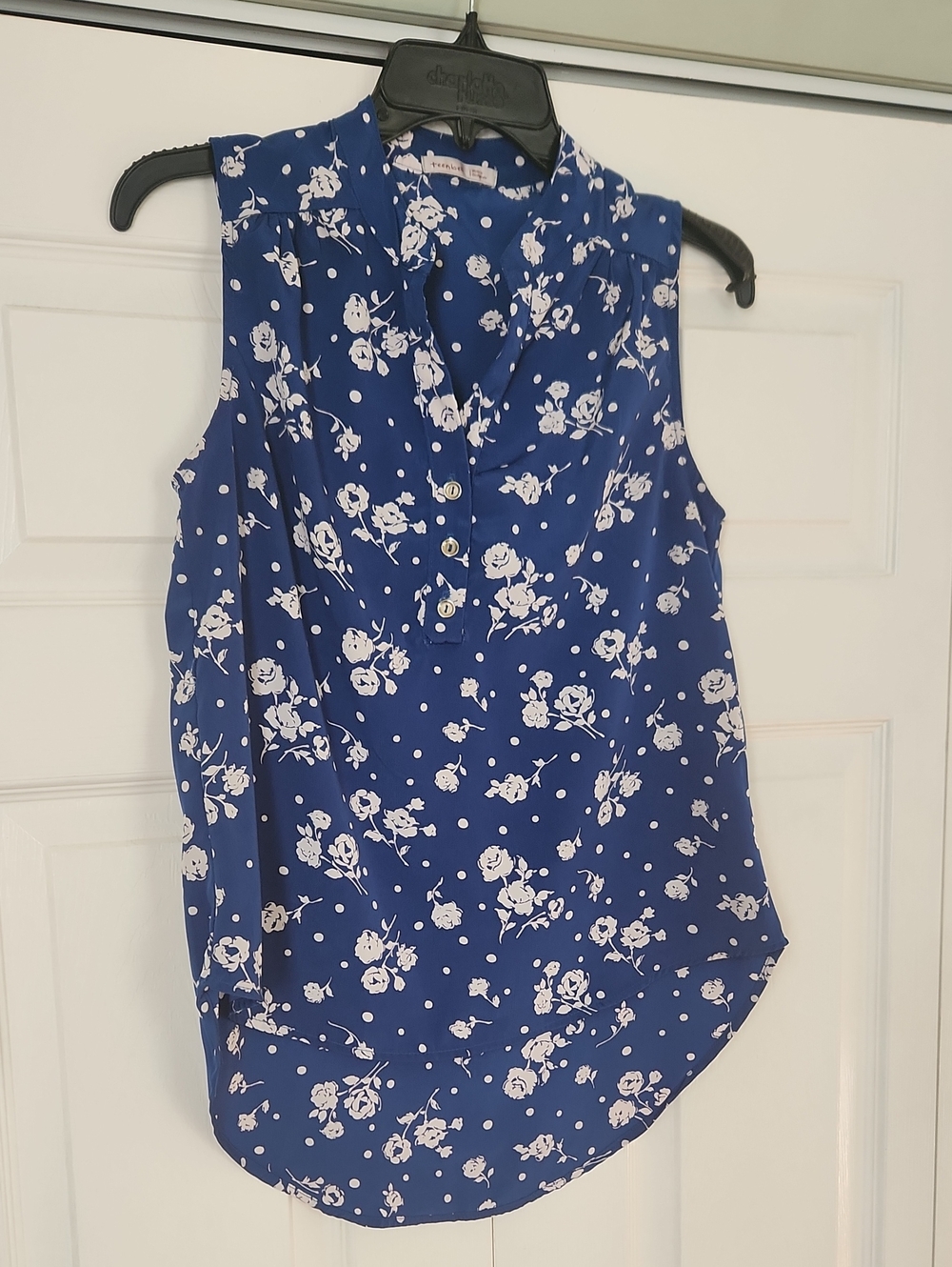 TeenBell Royal Blue Floral Sleeveless Blouse